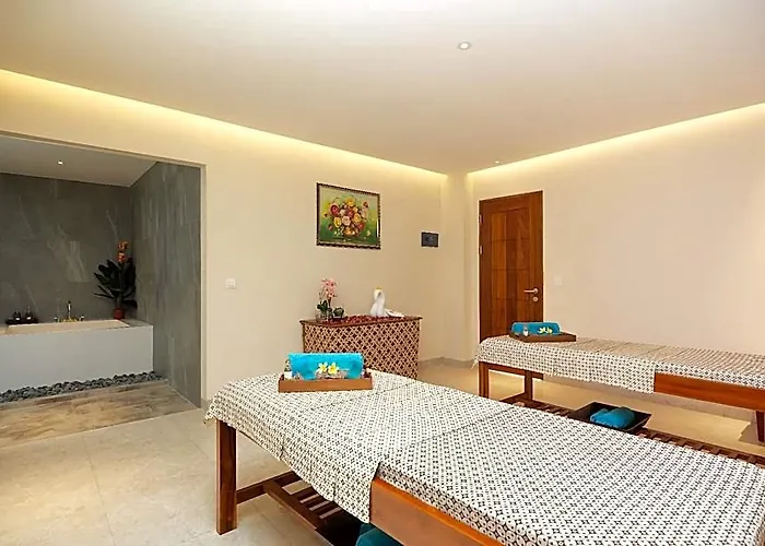 Hotel Anja - 2 Min Walk To